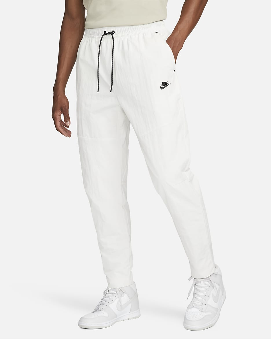 Nylon nike joggers hotsell